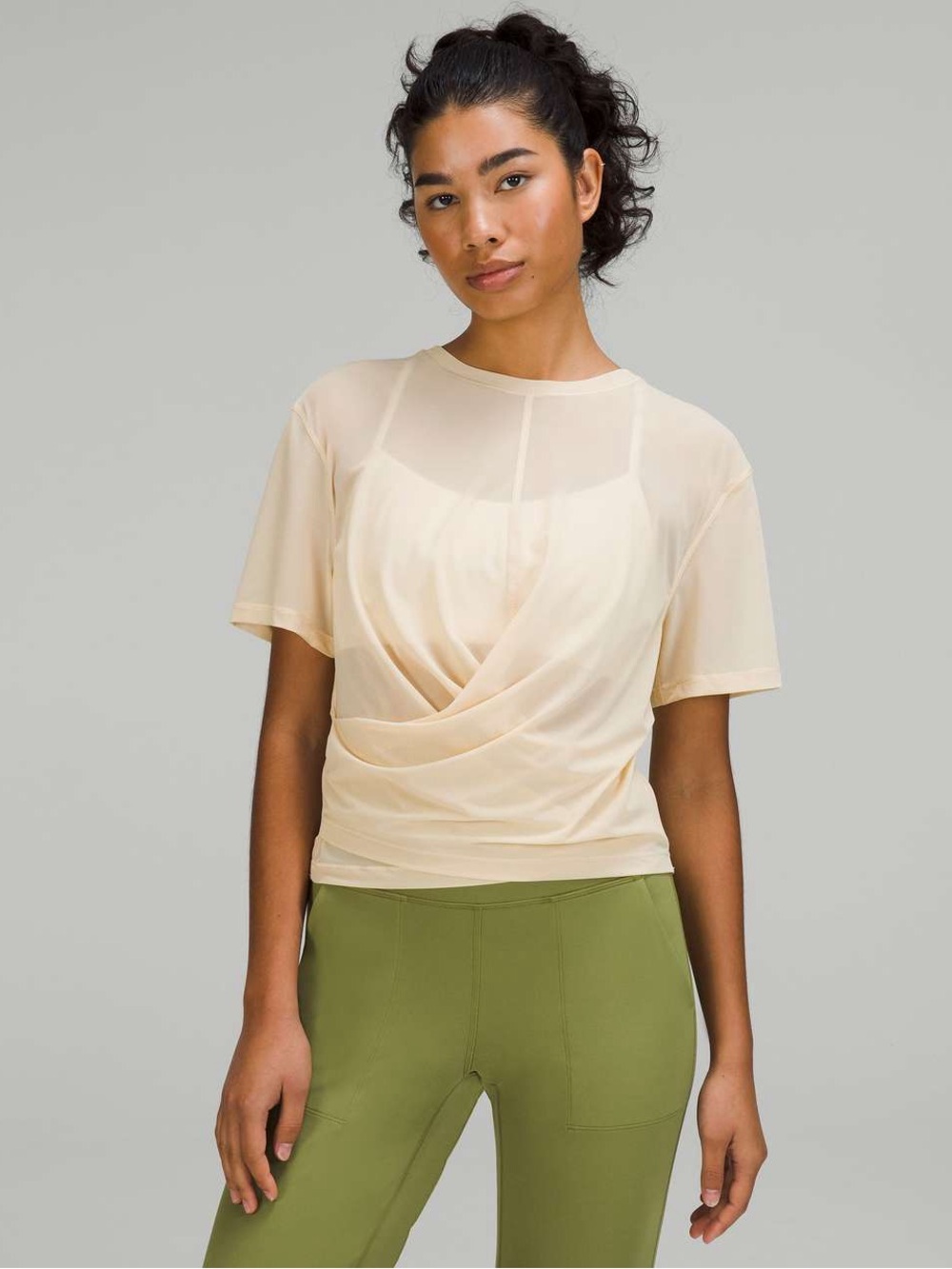 Lululemon Lightweight Mesh Reversible Yoga T-Shirt Prosecco size 8